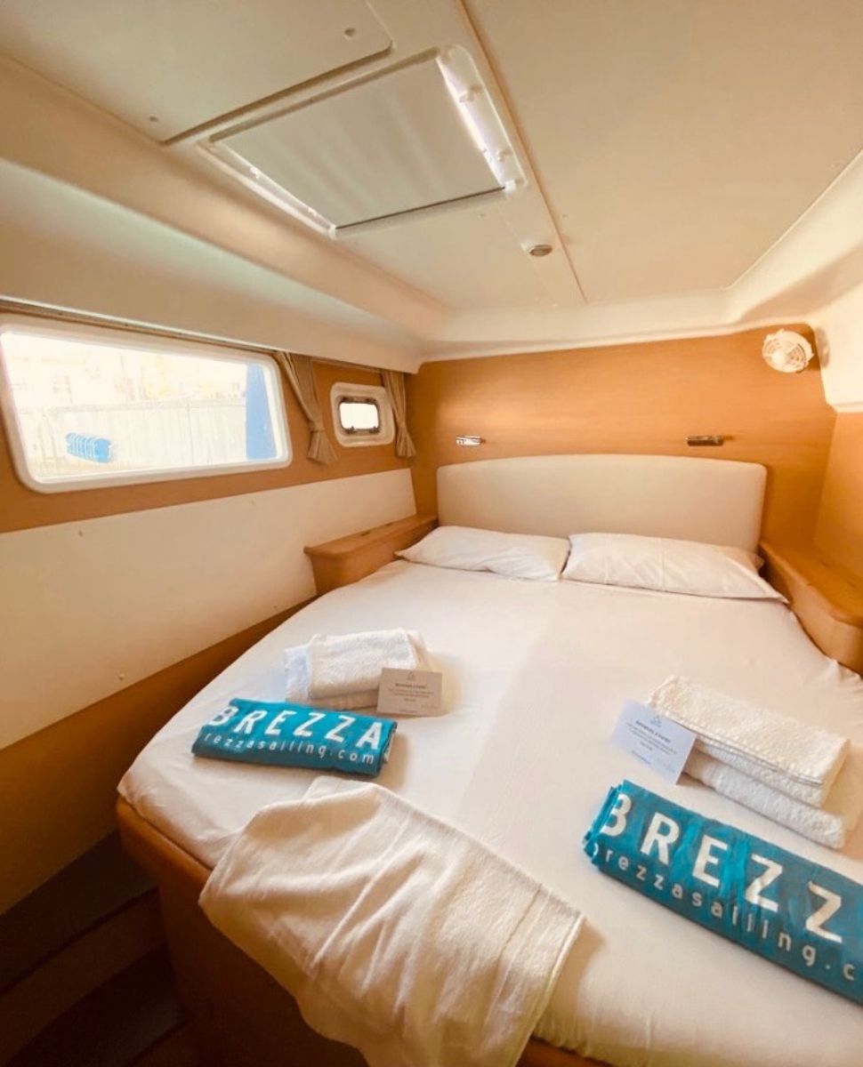 catamarani brezza sailing