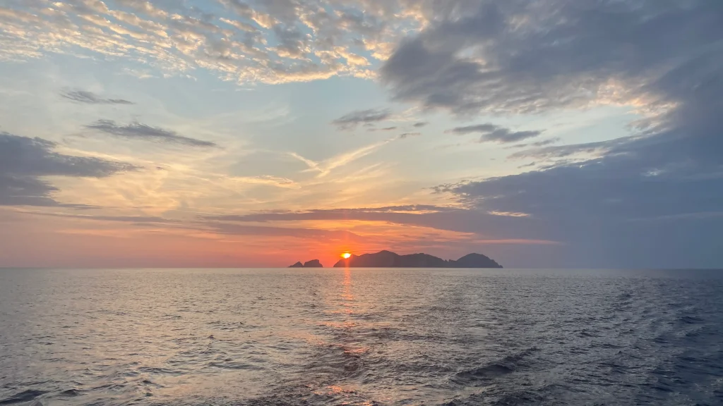 vacanza in catamarano isole pontine